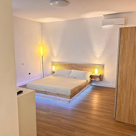 Guest House - La Bella Vita Орозеи Экстерьер фото