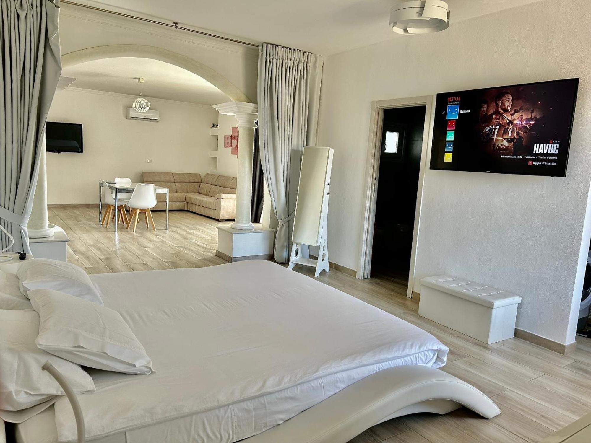 Guest House - La Bella Vita Орозеи Экстерьер фото